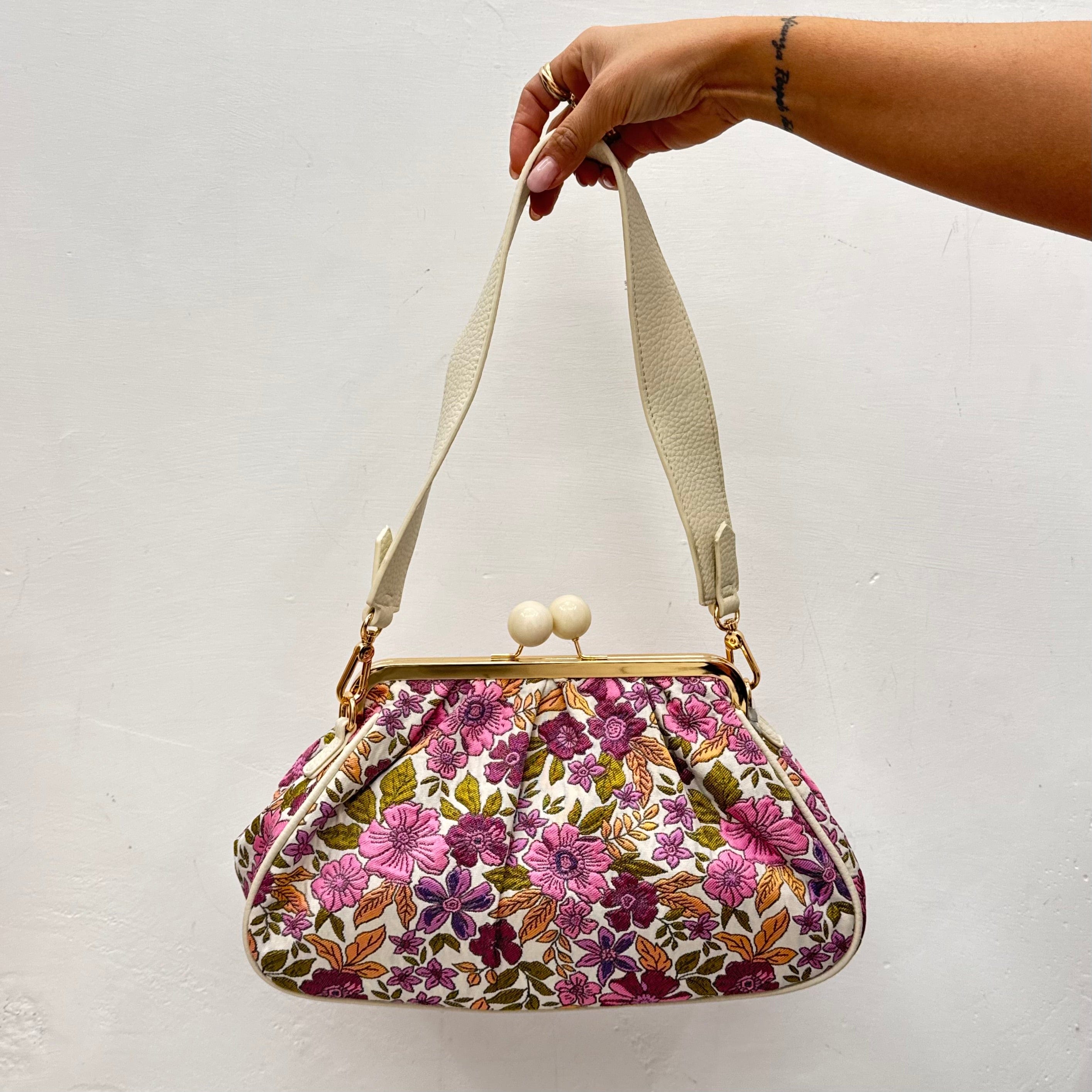 Borsa Kim Rosa