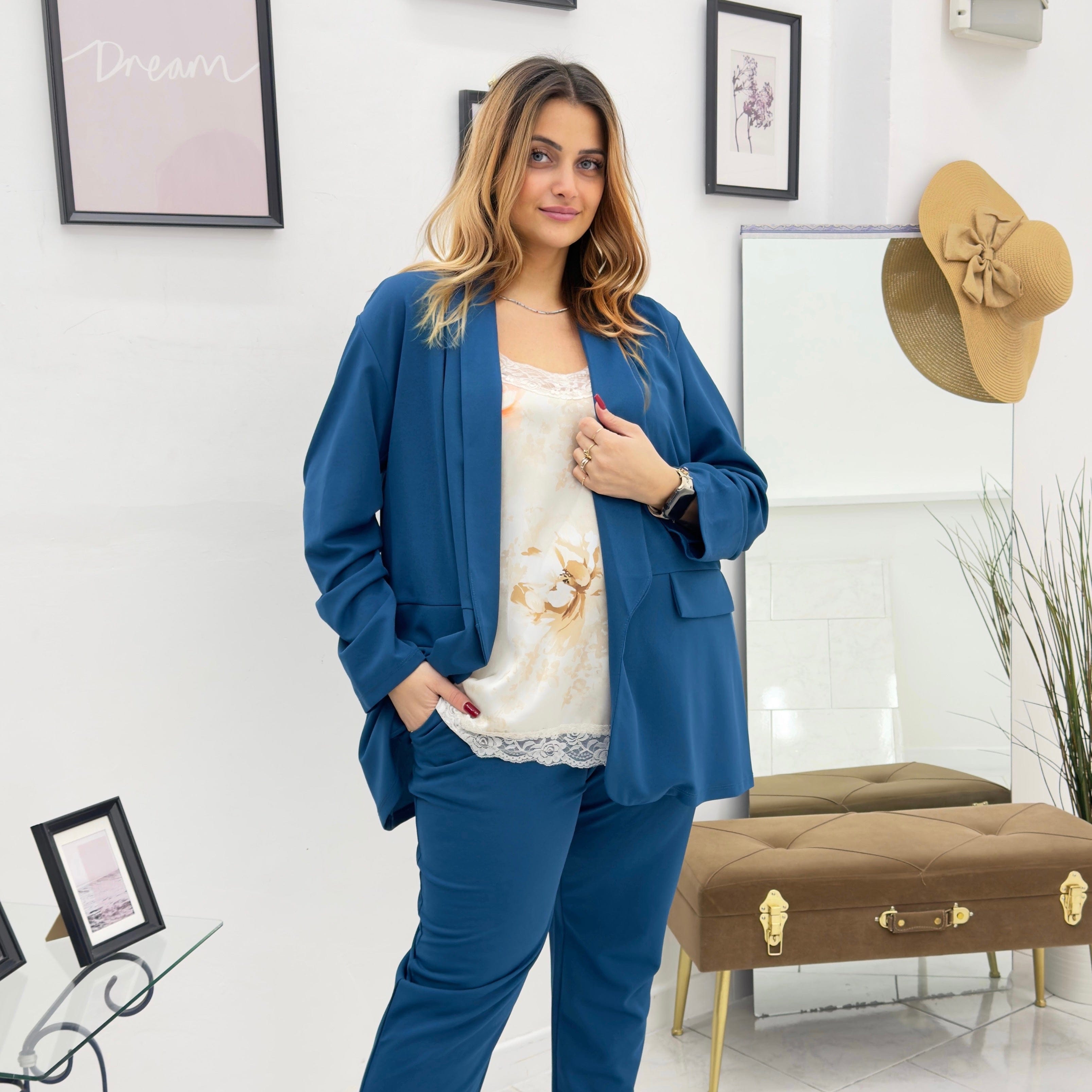 Tailleur con manica arricciata moda curvy