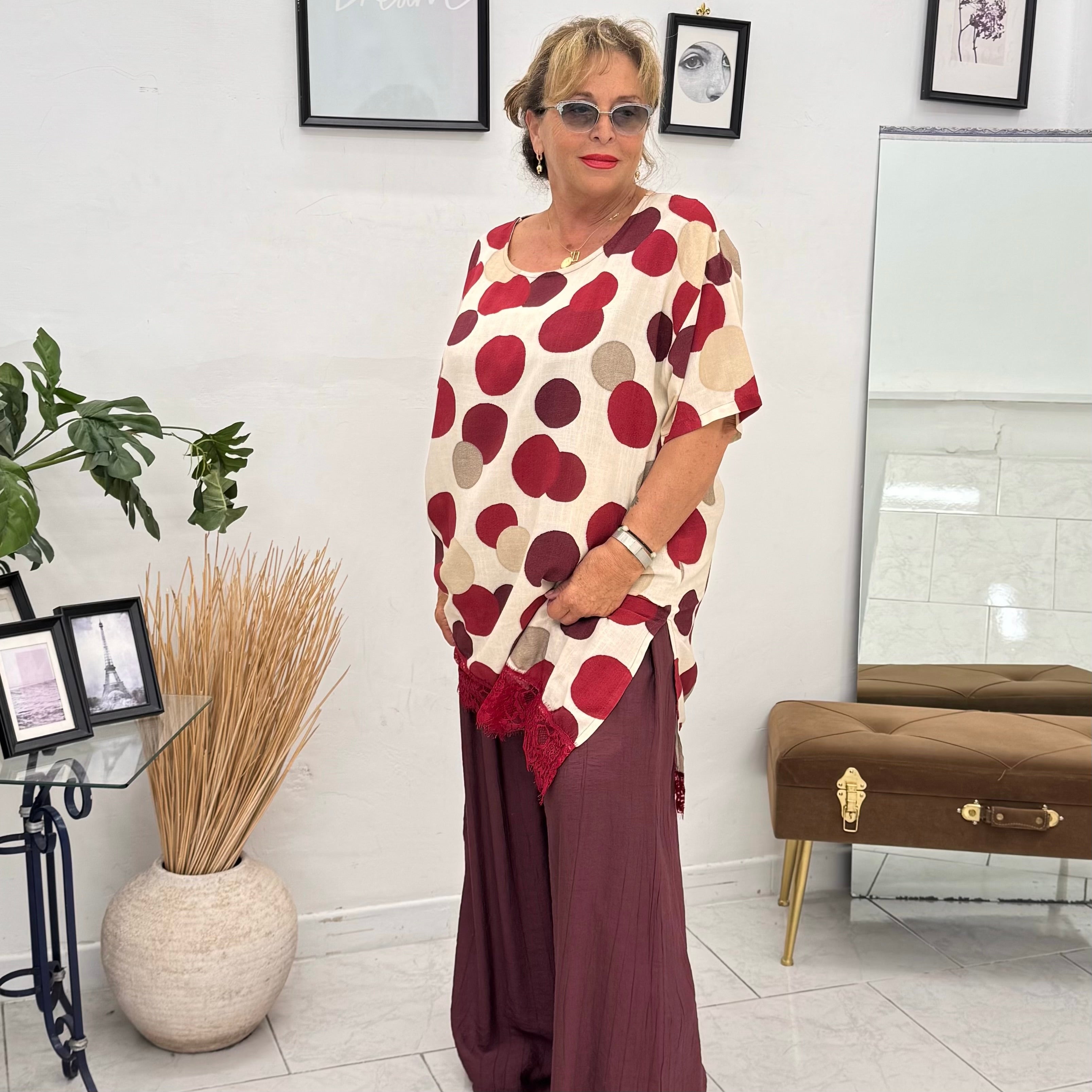 Casacca Pois Chic in Viscosa con Dettaglio Pizzo
