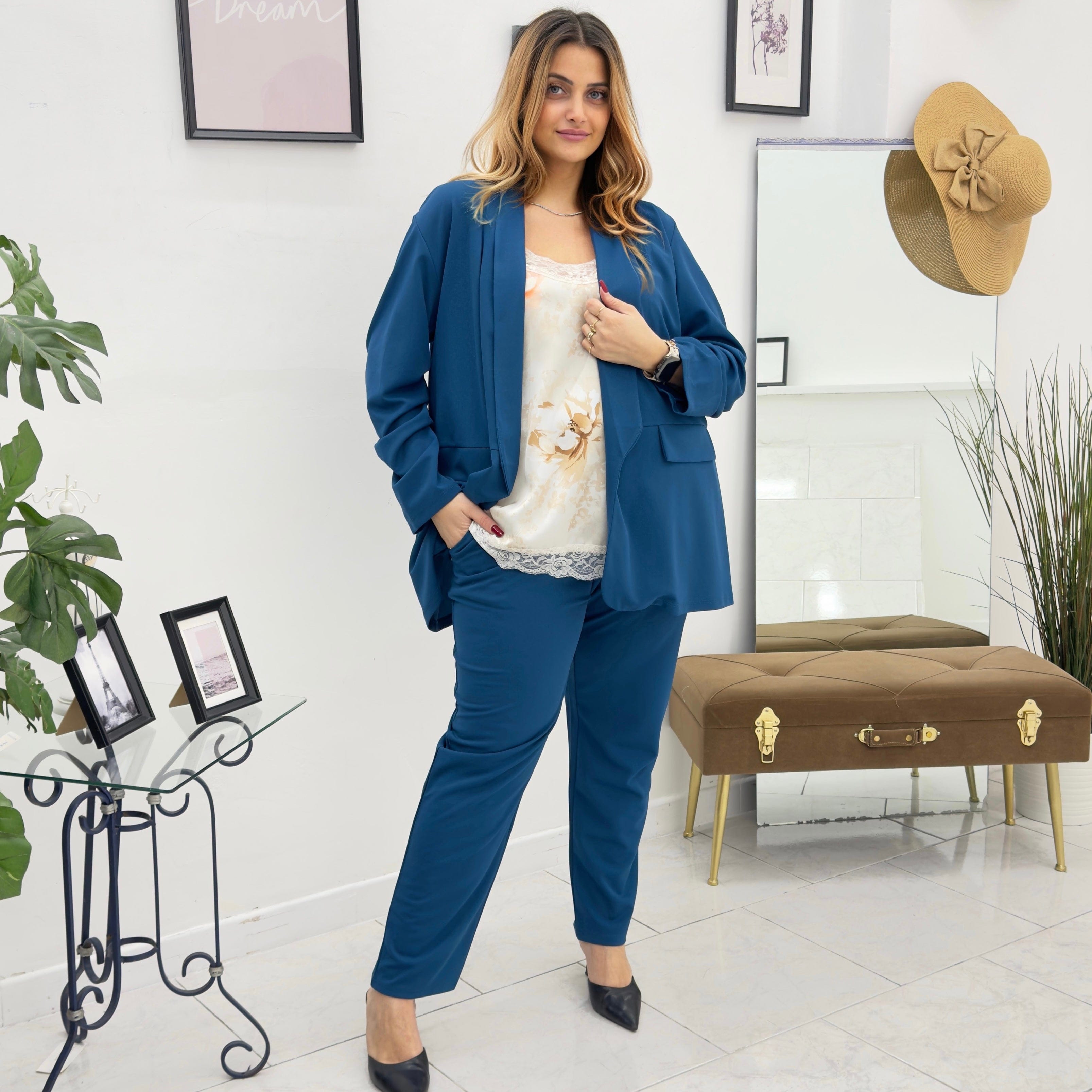 Tailleur con manica arricciata moda curvy