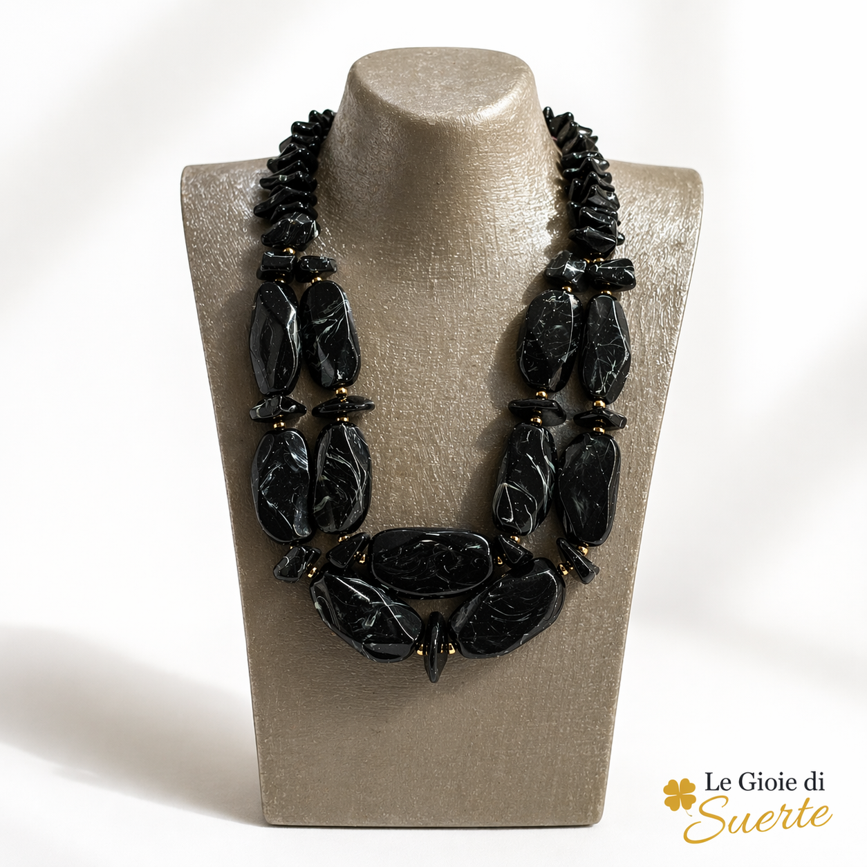 Collana Black