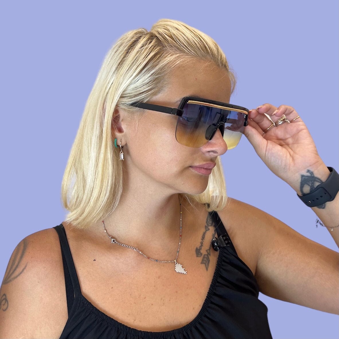 Occhiali da sole per donne California neri e oro