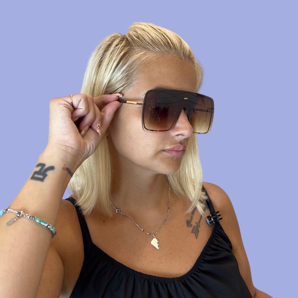 Occhiali da donna modello Giamaica colore marrone scuro