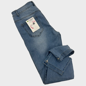 Jeans -5kg con strass per donne curvy