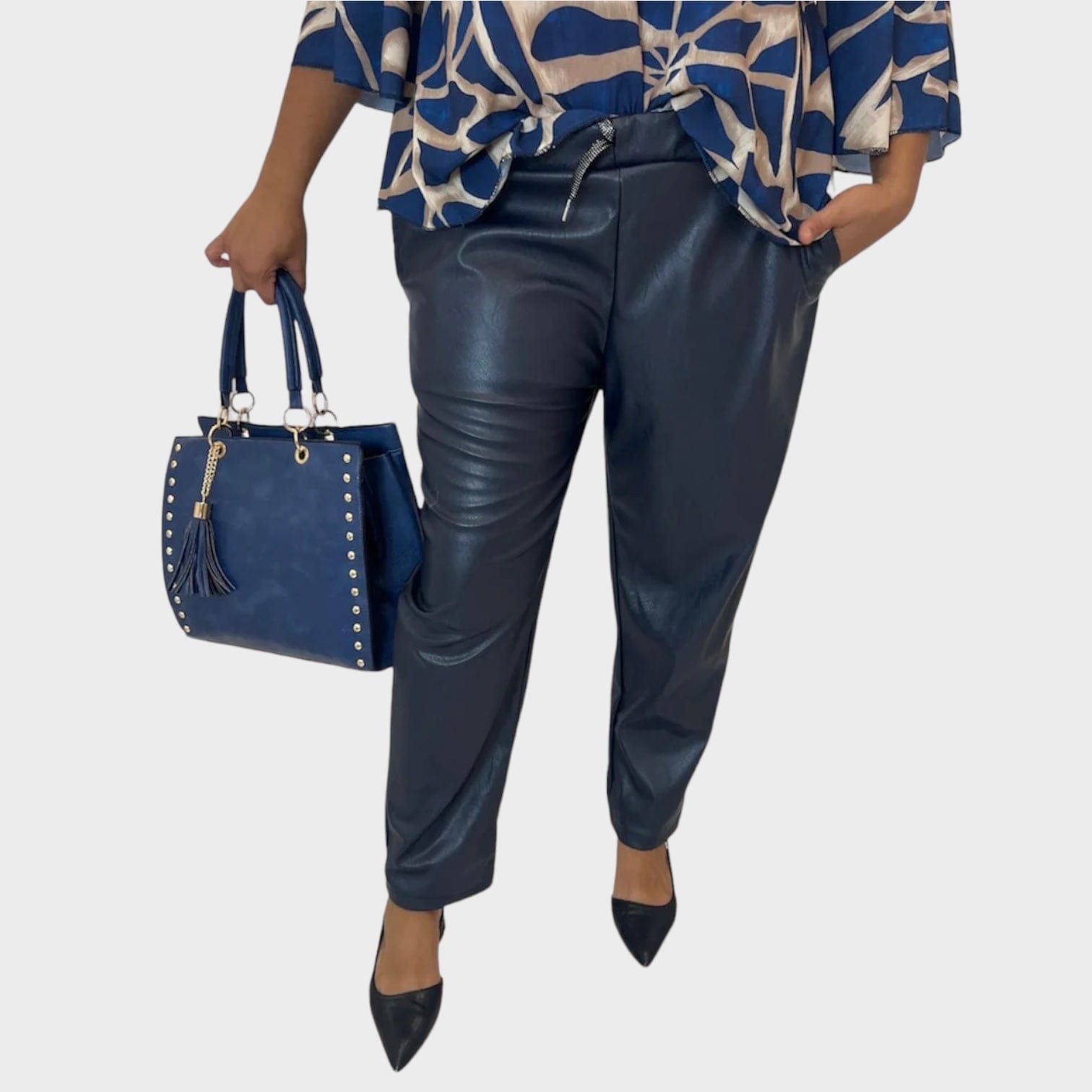 Pantalone per taglie forti in ecopelle