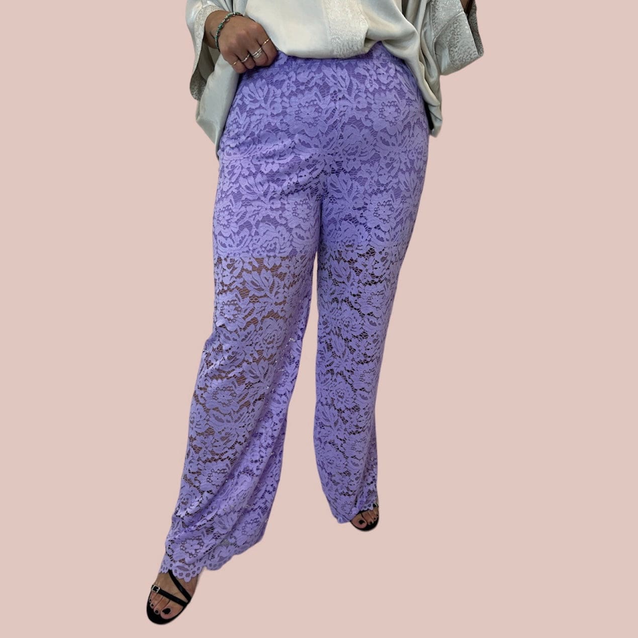 Pantalone donna curvy in merletto lilla