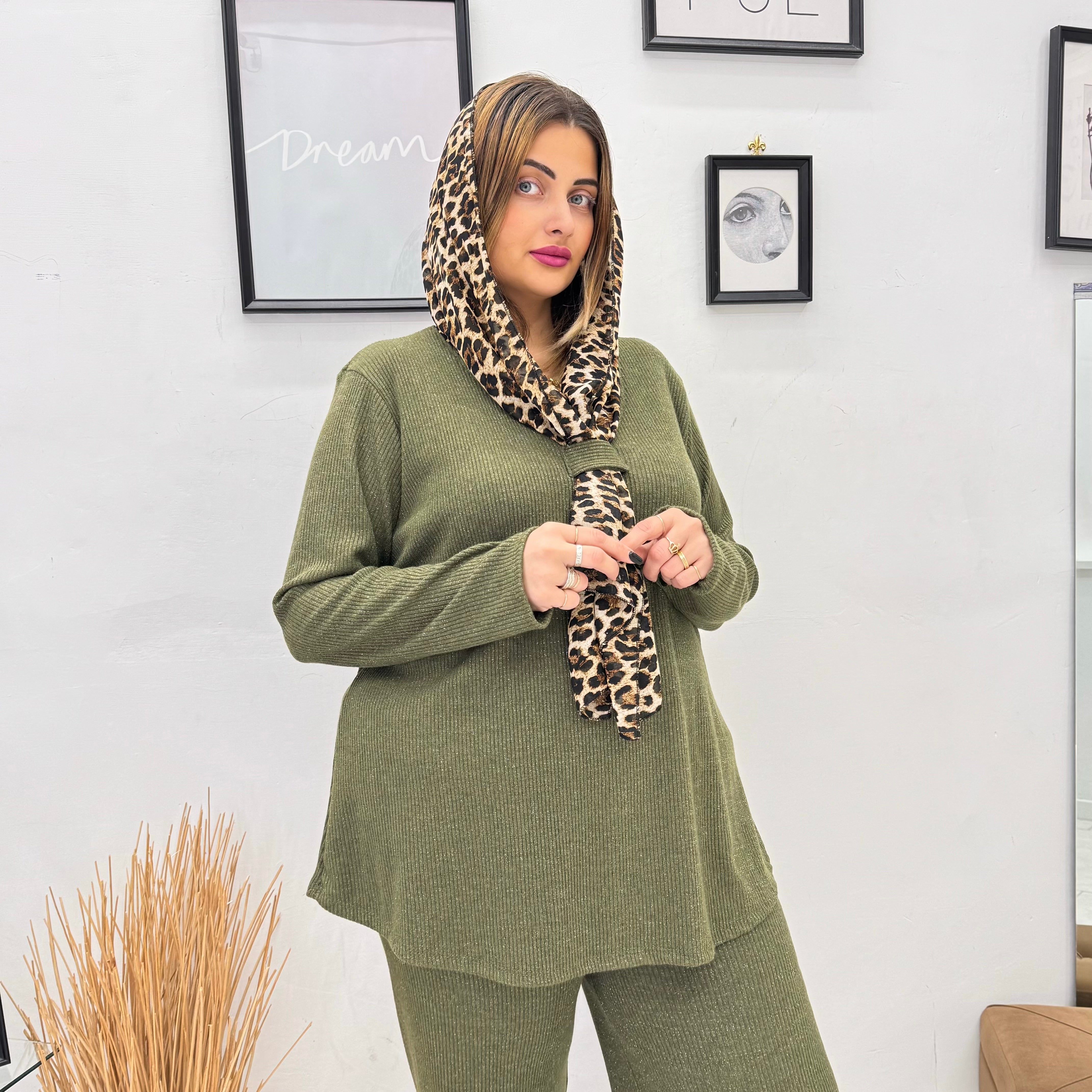 MAGLIA LIU CON SCIARPETTA