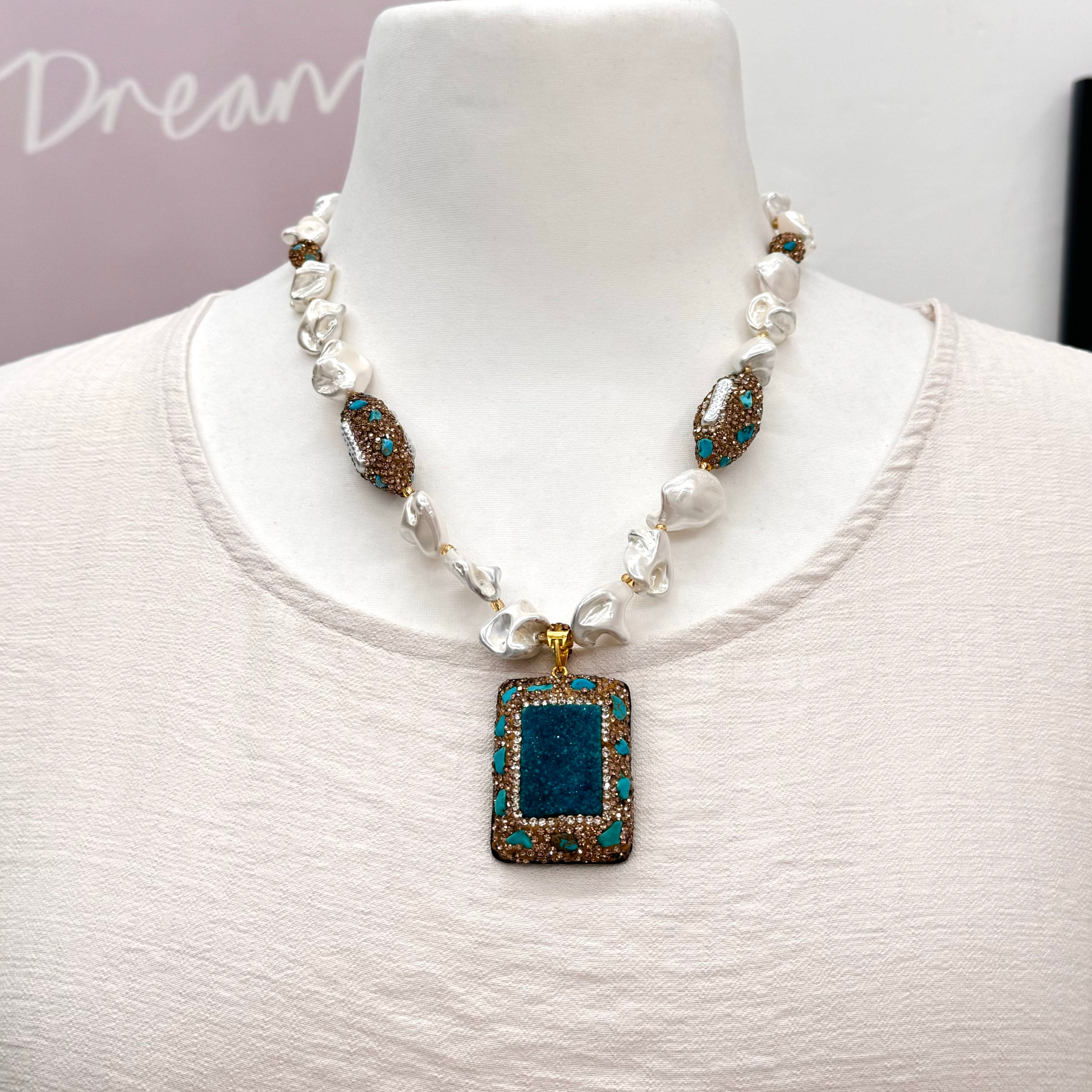 Collana Ariel Petrolio