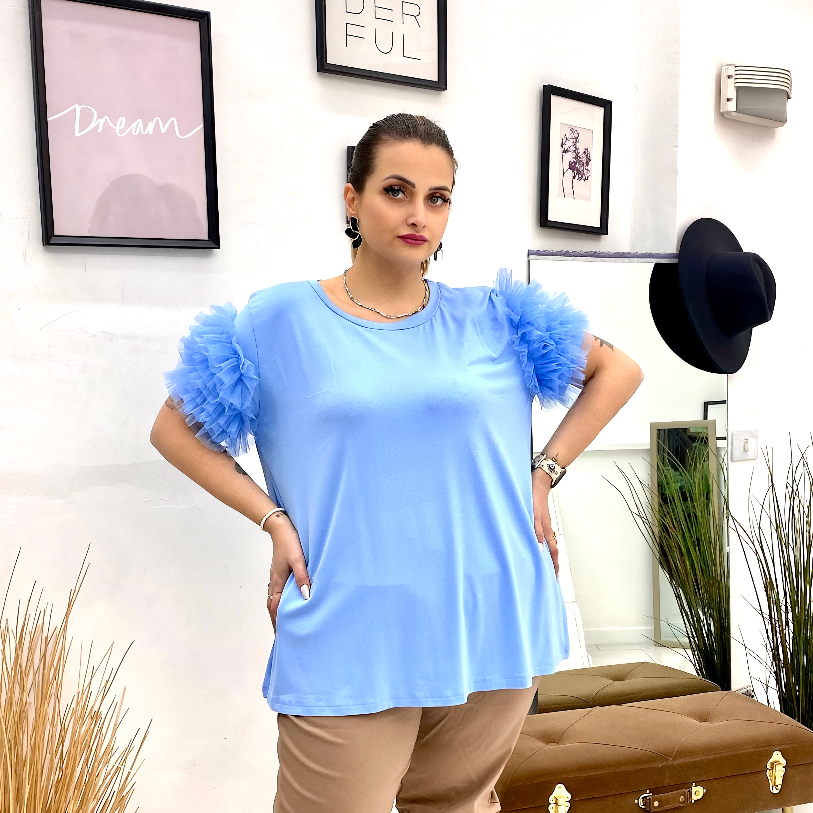 Maglia con manica in tulle