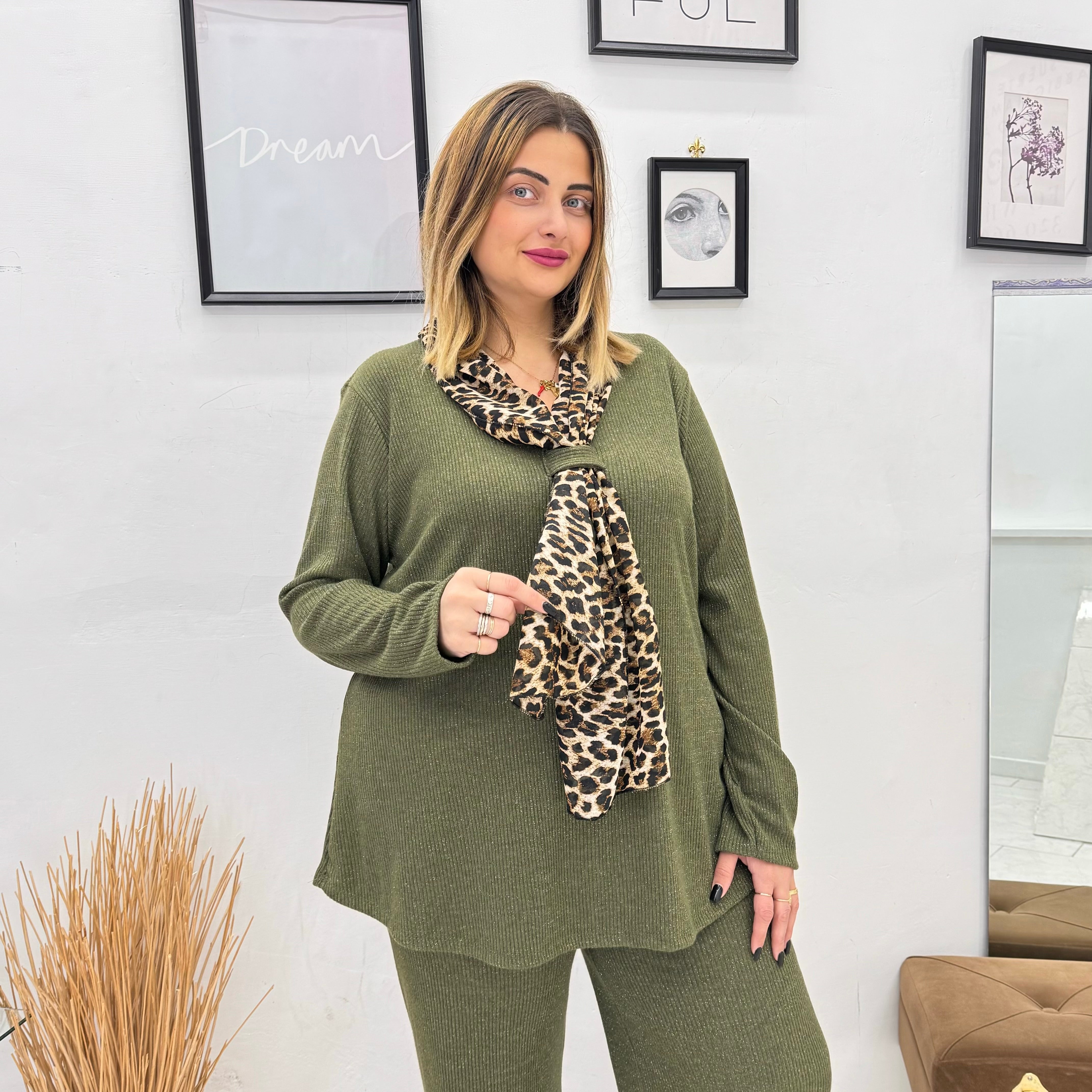 MAGLIA LIU CON SCIARPETTA