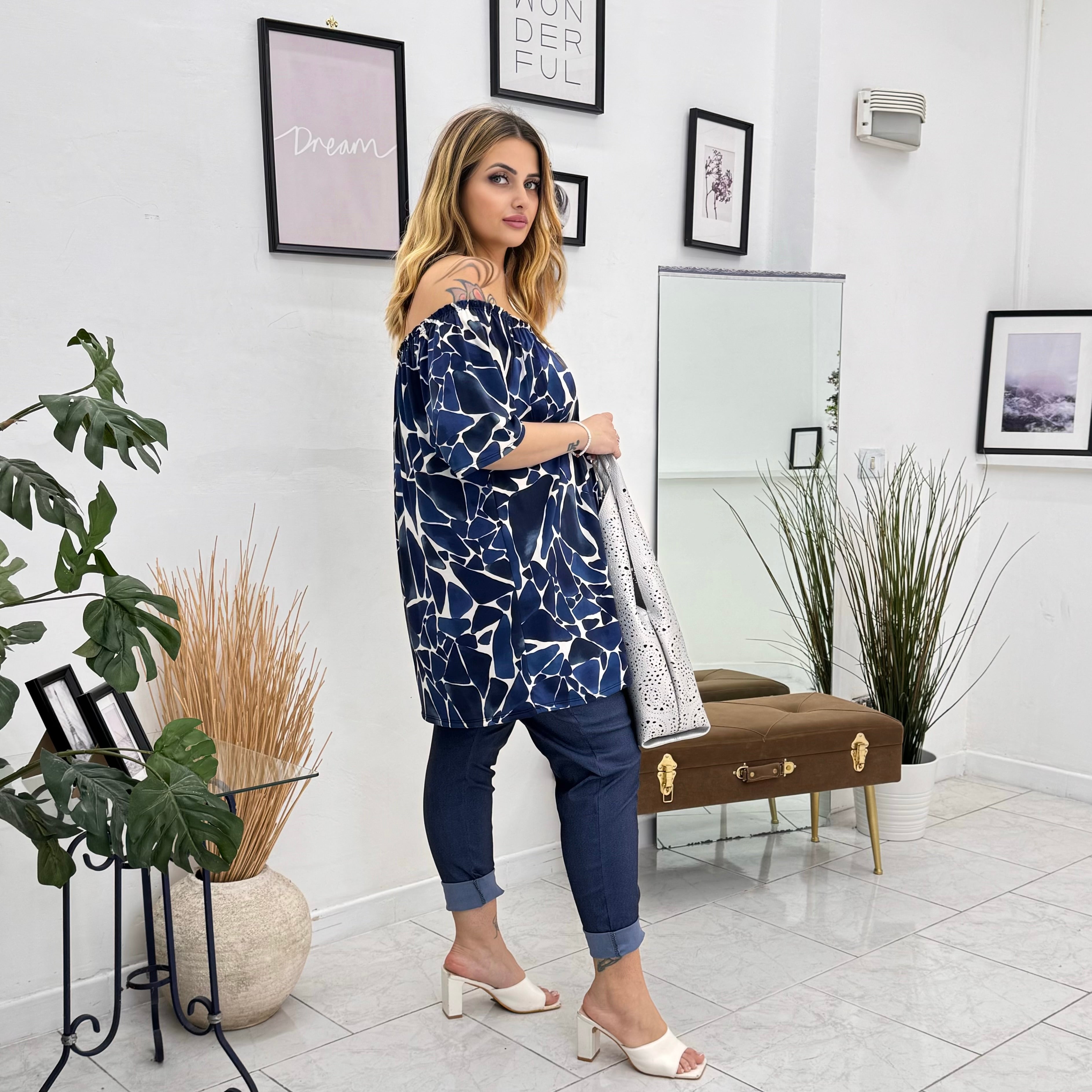 TOTAL LOOK MANOLA BLU
