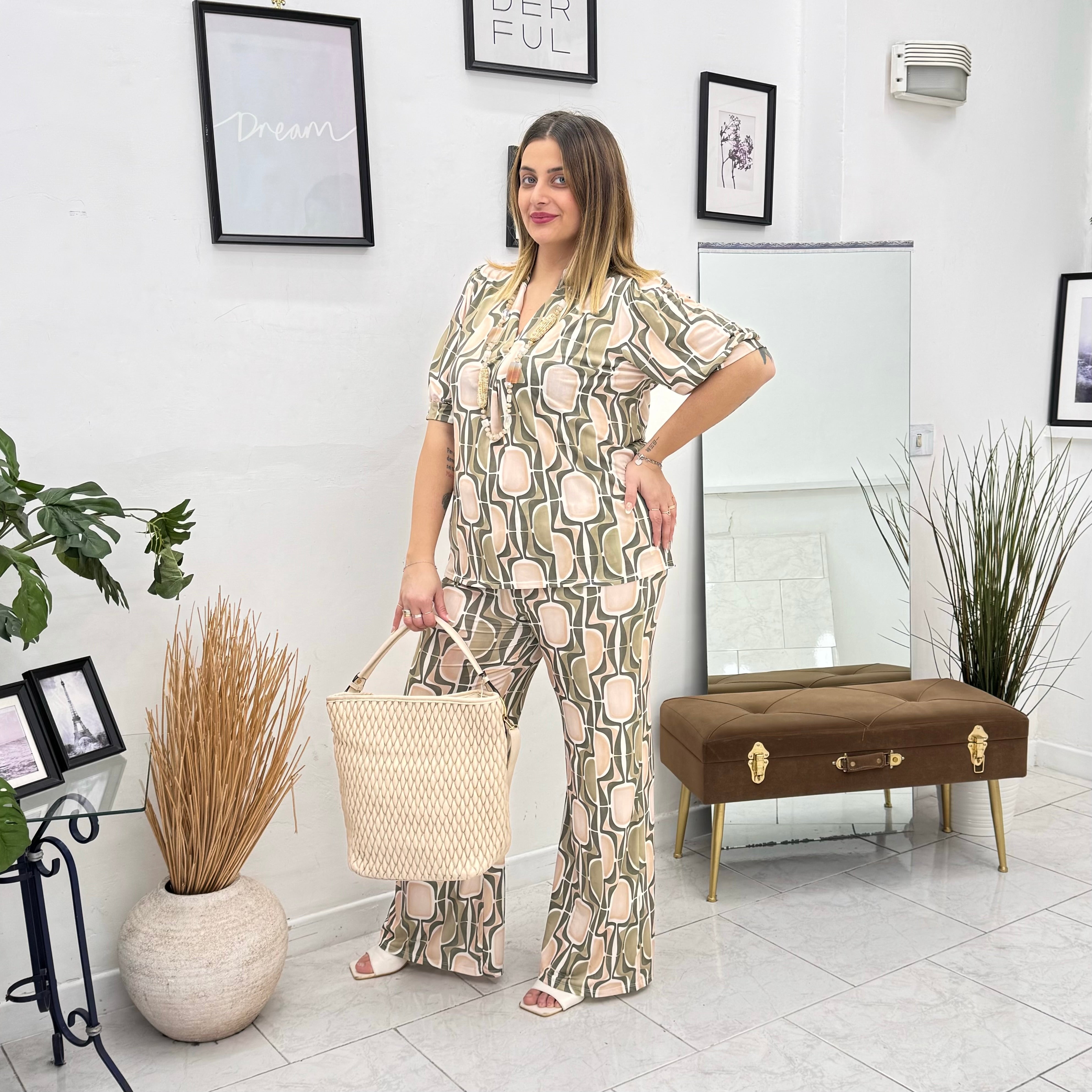 Completo Geometric Chic