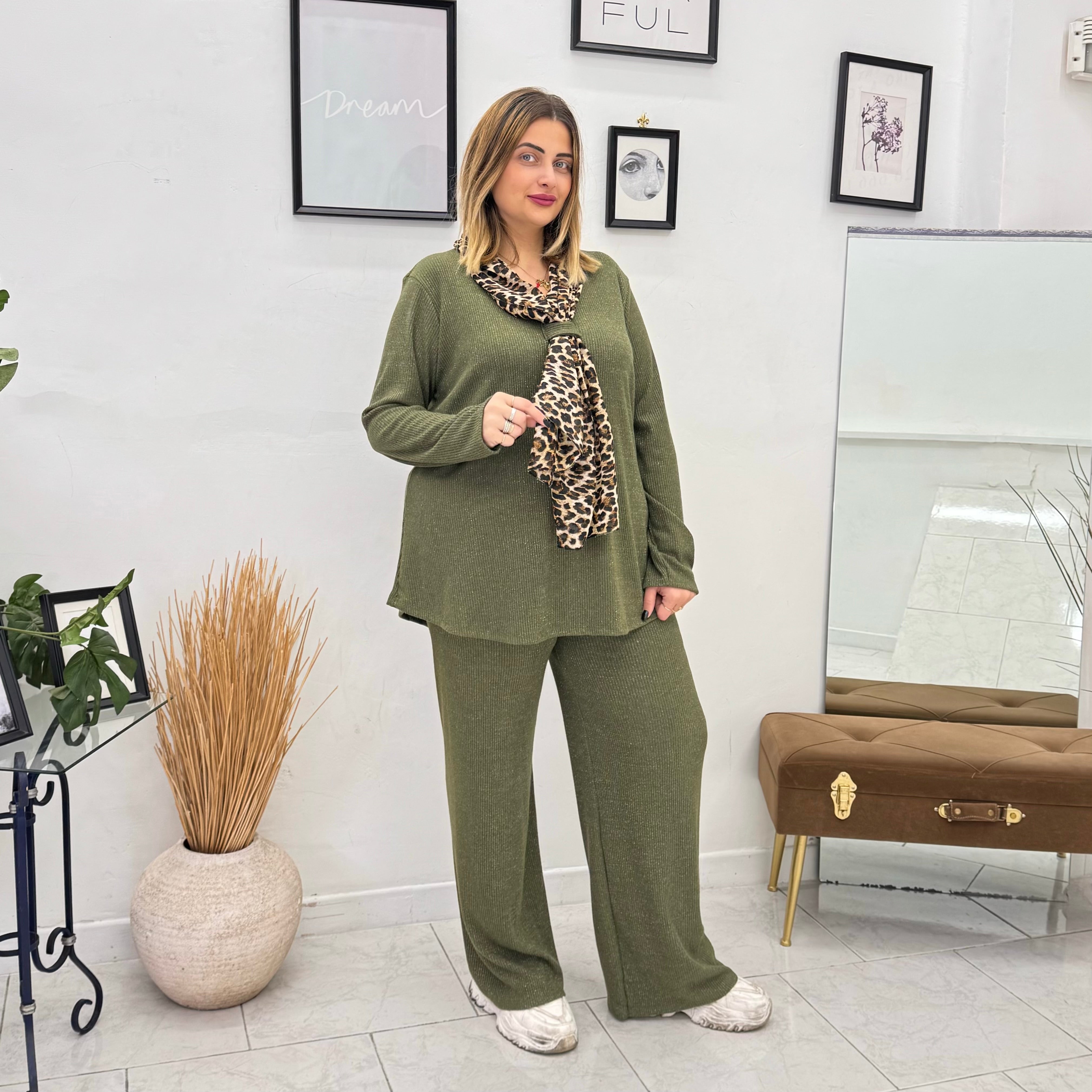 MAGLIA LIU CON SCIARPETTA